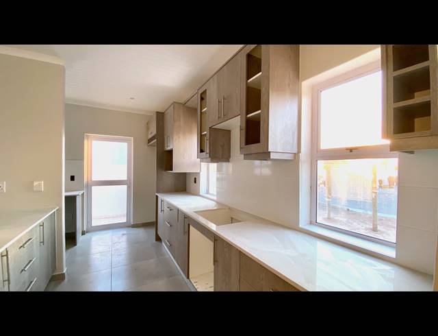 3 BEDROOM HOUSE FOR SALE IN ATLANTIC SANDS PRIVATE ESTATE